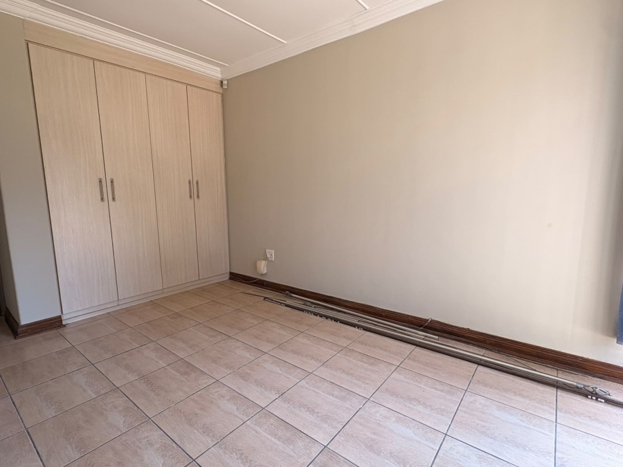 5 Bedroom Property for Sale in Sasolburg Ext 4 Free State